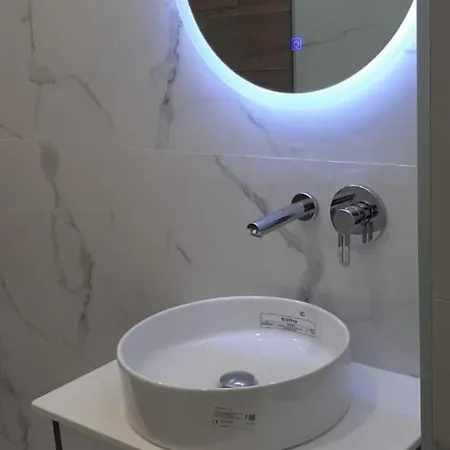 Hermes Apartmán *