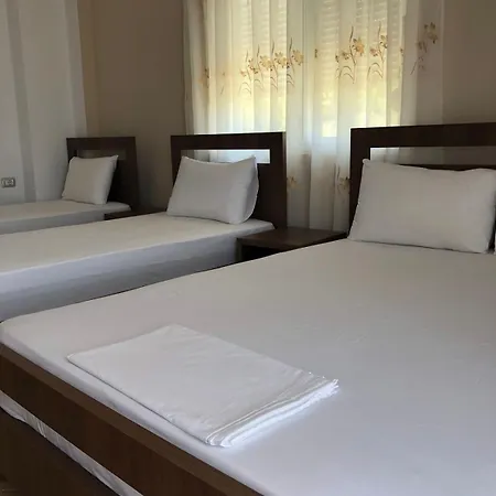 Hermes Apartment *